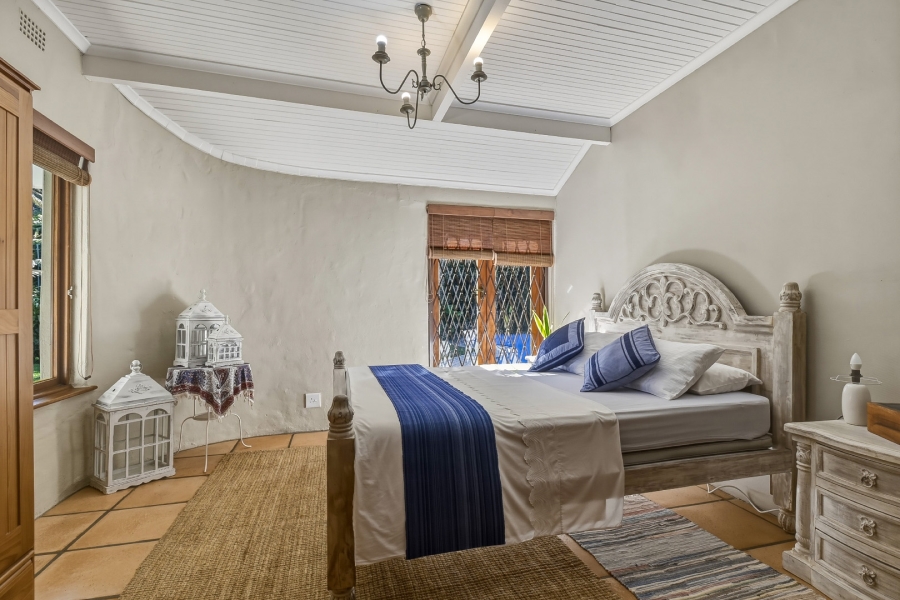 5 Bedroom Property for Sale in Constantia Western Cape